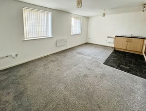 Lounge Kitchen- click for photo gallery